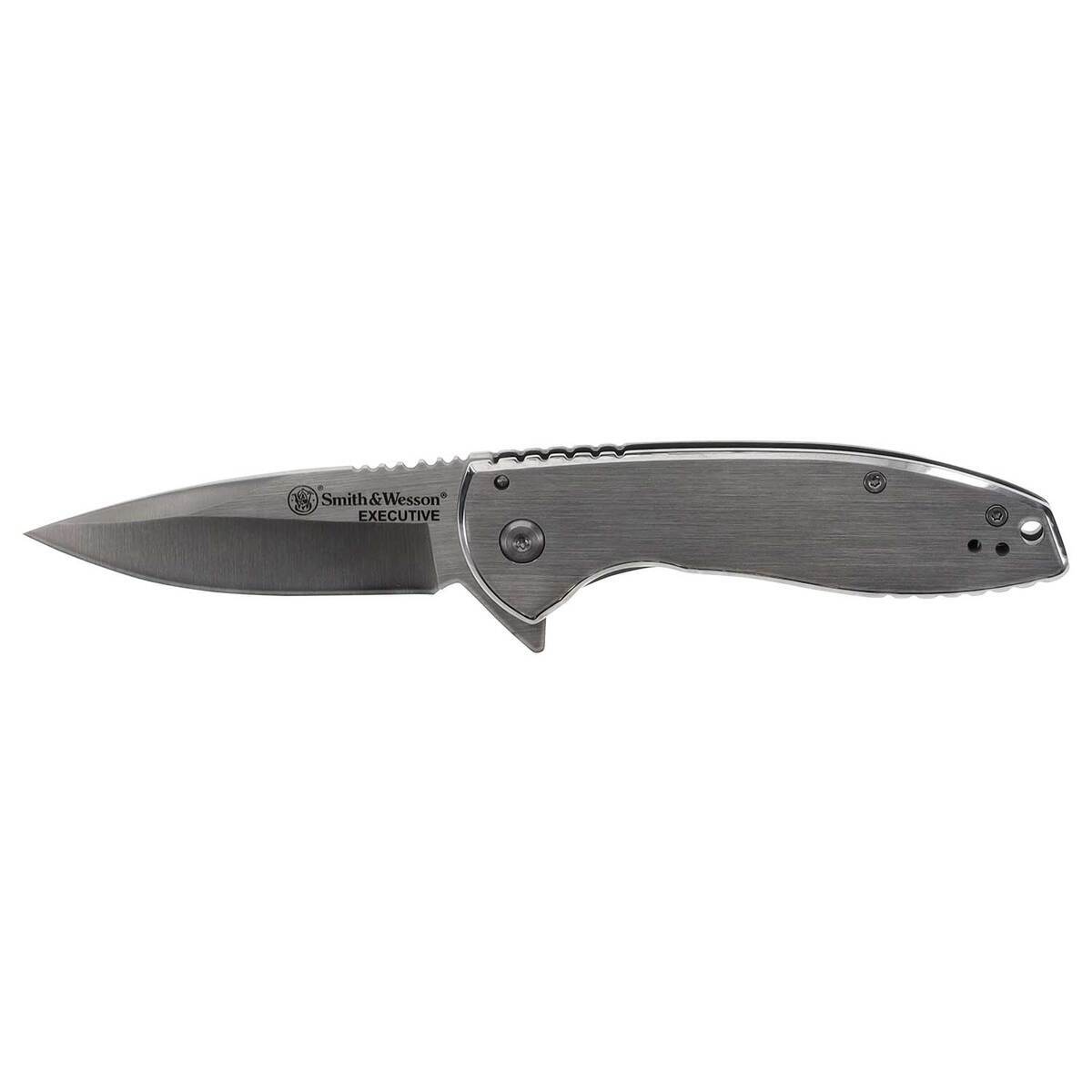 Smith & Wesson Executive 2.8 inch Folding Knife with Flask - Silver Smith & Wesson Executive 2.8 inch Folding Knife with Flask - Silver