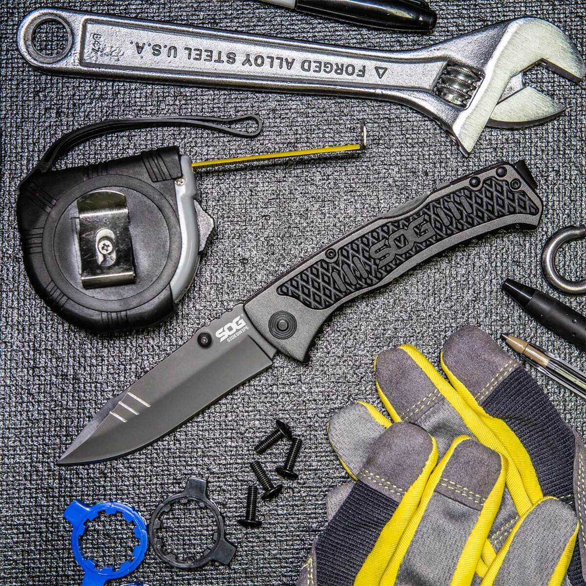 SOG Sideswipe 3.4 inch Folding Knife - Grey SOG Sideswipe 3.4 inch Folding Knife - Grey