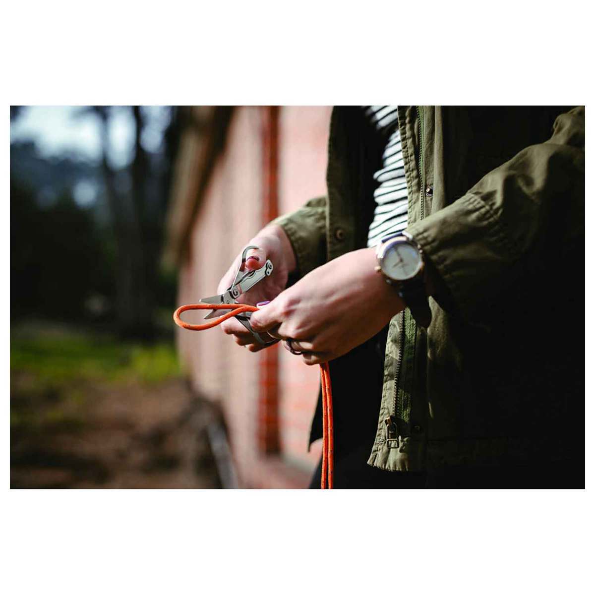 SOG Snippet Keychain Multi-Tool - Silver - Silver SOG Snippet Keychain Multi-Tool - Silver - Silver