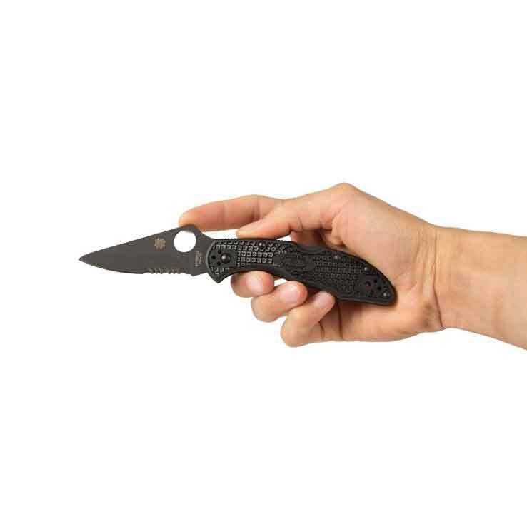 Spyderco Delica 4 2.88 inch Folding Knife - Black Spyderco Delica 4 2.88 inch Folding Knife - Black