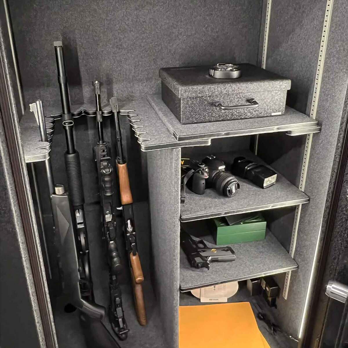 Stealth Safes Premier 32 Gun Safe - Black - Black Stealth Safes Premier 32 Gun Safe - Black - Black