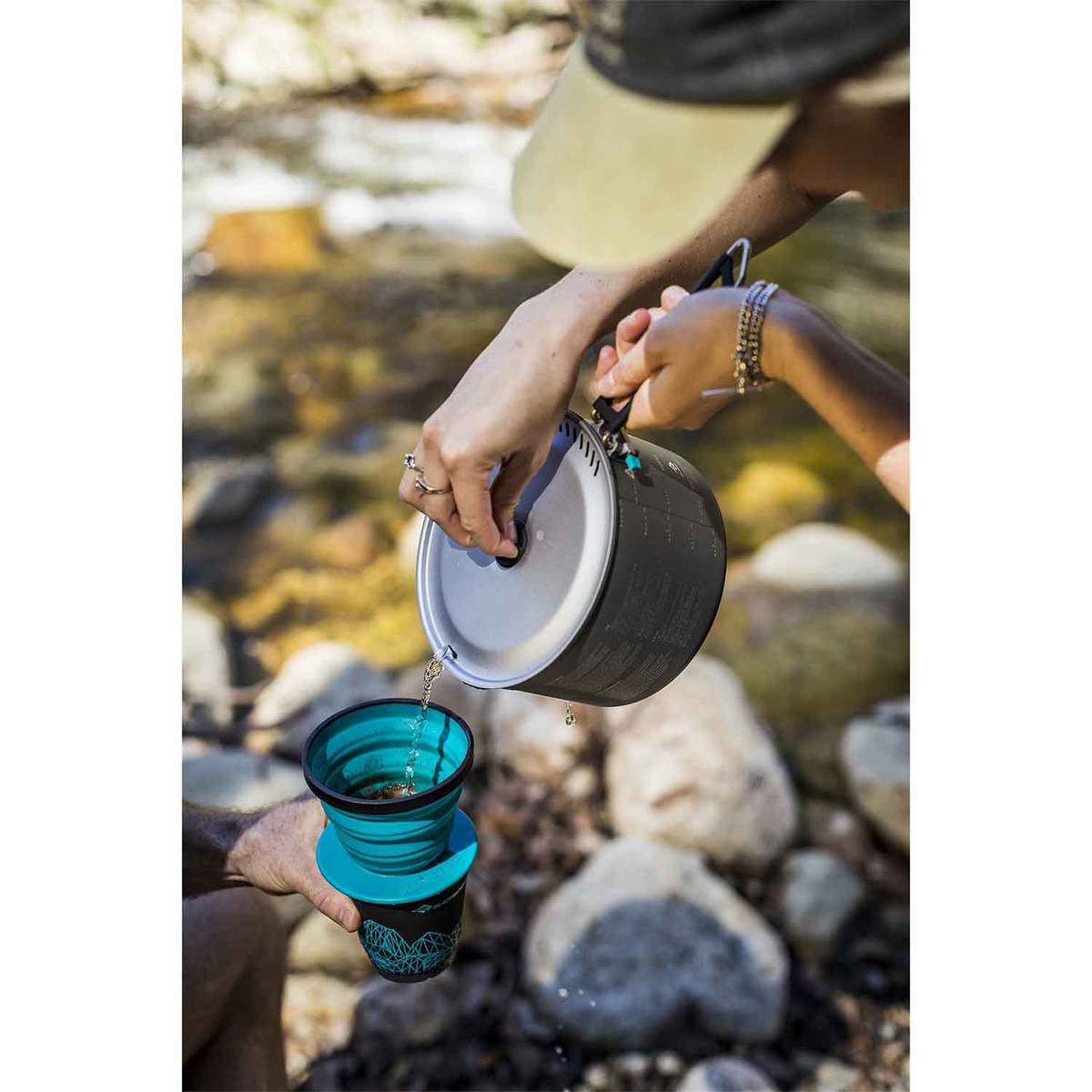 Sea To Summit Collapsible X-Brew Coffee Dripper - Charcoal - Charcoal Sea To Summit Collapsible X-Brew Coffee Dripper - Charcoal - Charcoal