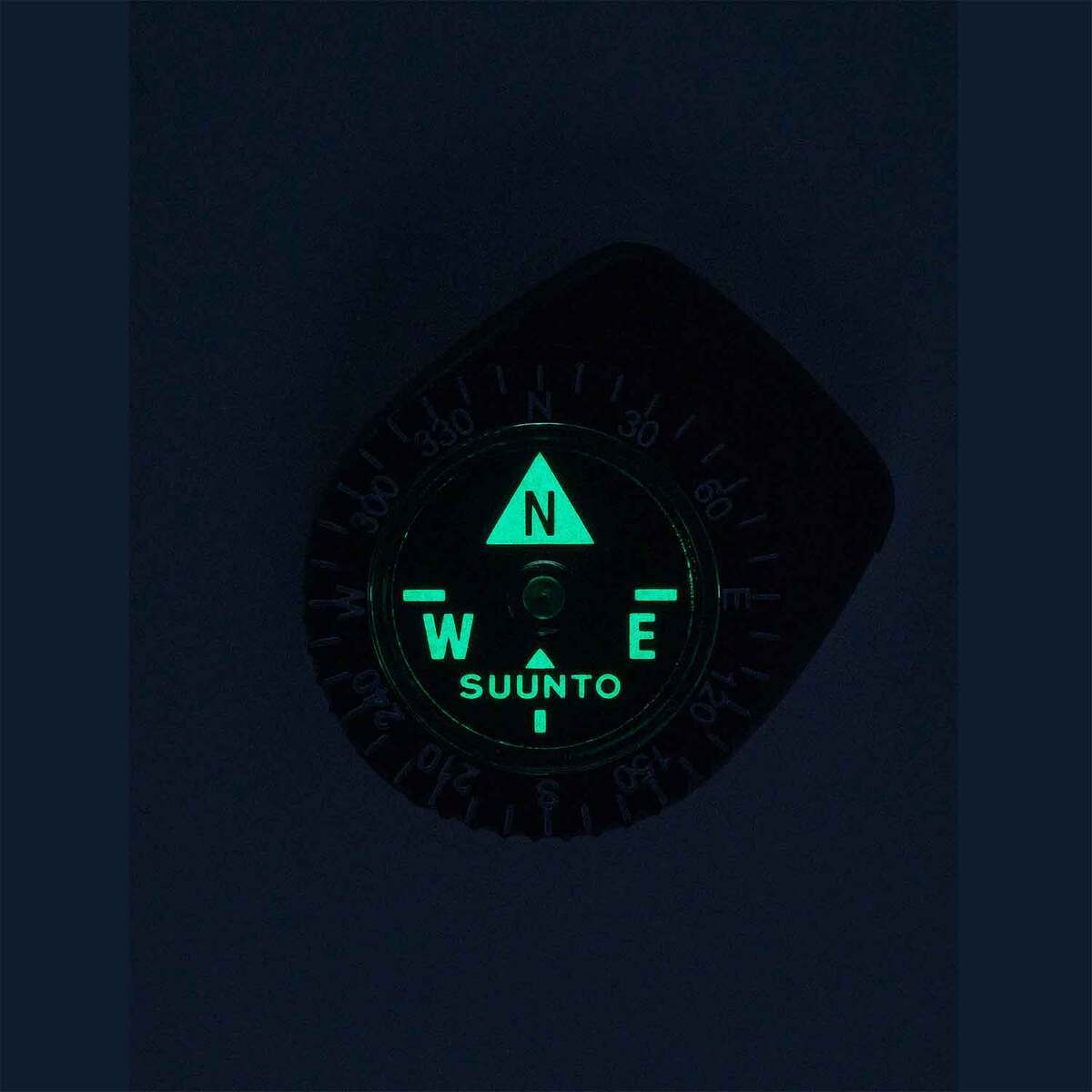 Suunto Clipper L/B NH Compass - Black Suunto Clipper L/B NH Compass - Black