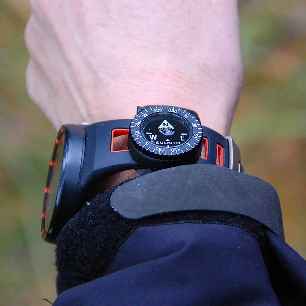 Suunto Clipper L/B NH Compass - Black Suunto Clipper L/B NH Compass - Black