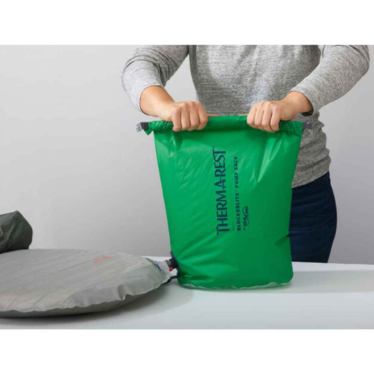 Therm-a-Rest BlockerLite Pump Sack - Green Therm-a-Rest BlockerLite Pump Sack - Green