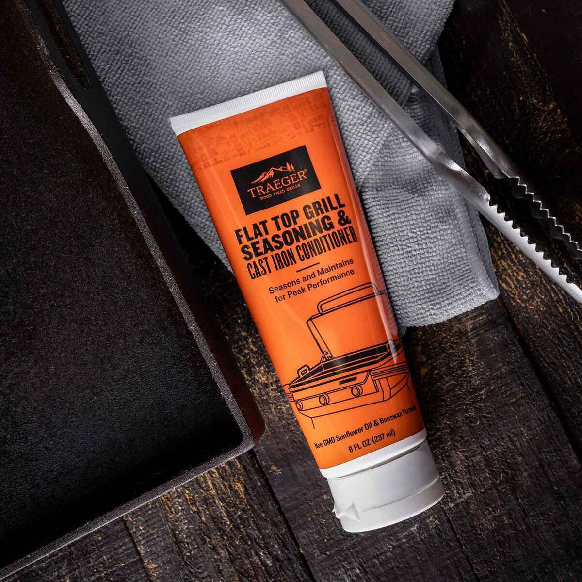 Traeger Flat Top Grill Seasoning & Cast Iron Conditioner - Orange 8oz Traeger Flat Top Grill Seasoning & Cast Iron Conditioner - Orange 8oz