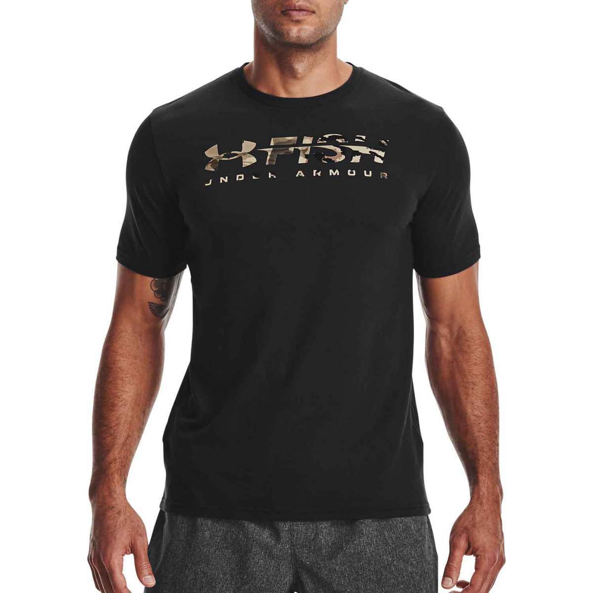 Under Armour Men's Fish Strike Short Sleeve Shirt - Black - L - Black L Under Armour Men's Fish Strike Short Sleeve Shirt - Black - L - Black L