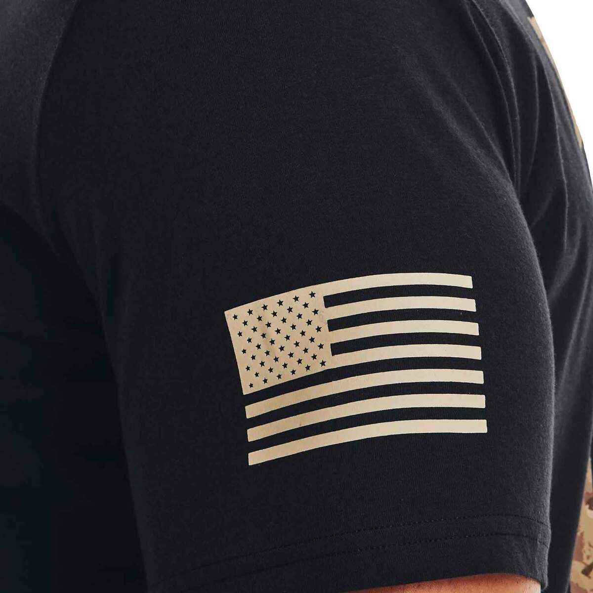Under Armour Men's Freedom Flag Camo Short Sleeve Shirt Under Armour Men's Freedom Flag Camo Short Sleeve Shirt