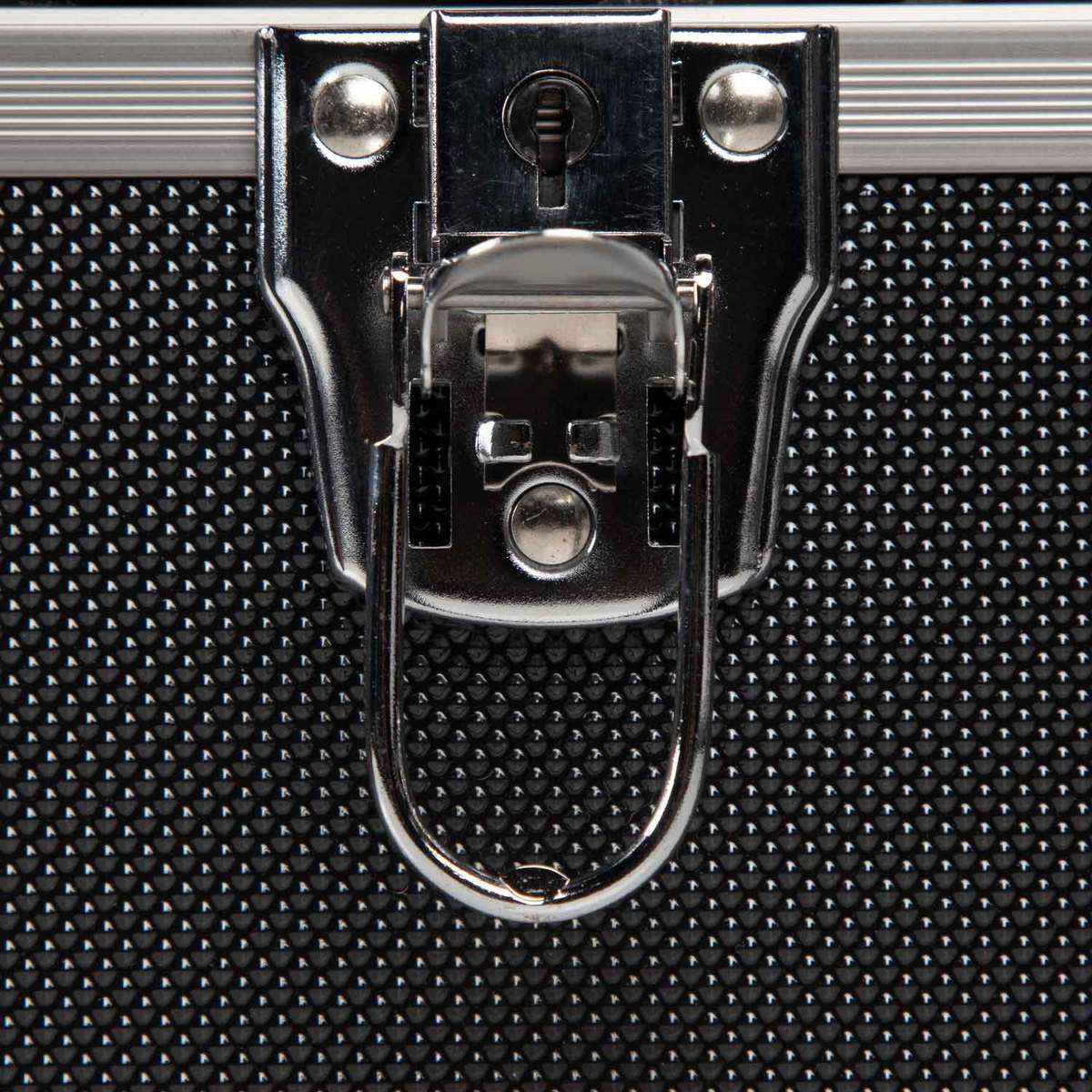Vital Impact Aluminium Breakdown 34in Rifle Case - Stainless Vital Impact Aluminium Breakdown 34in Rifle Case - Stainless