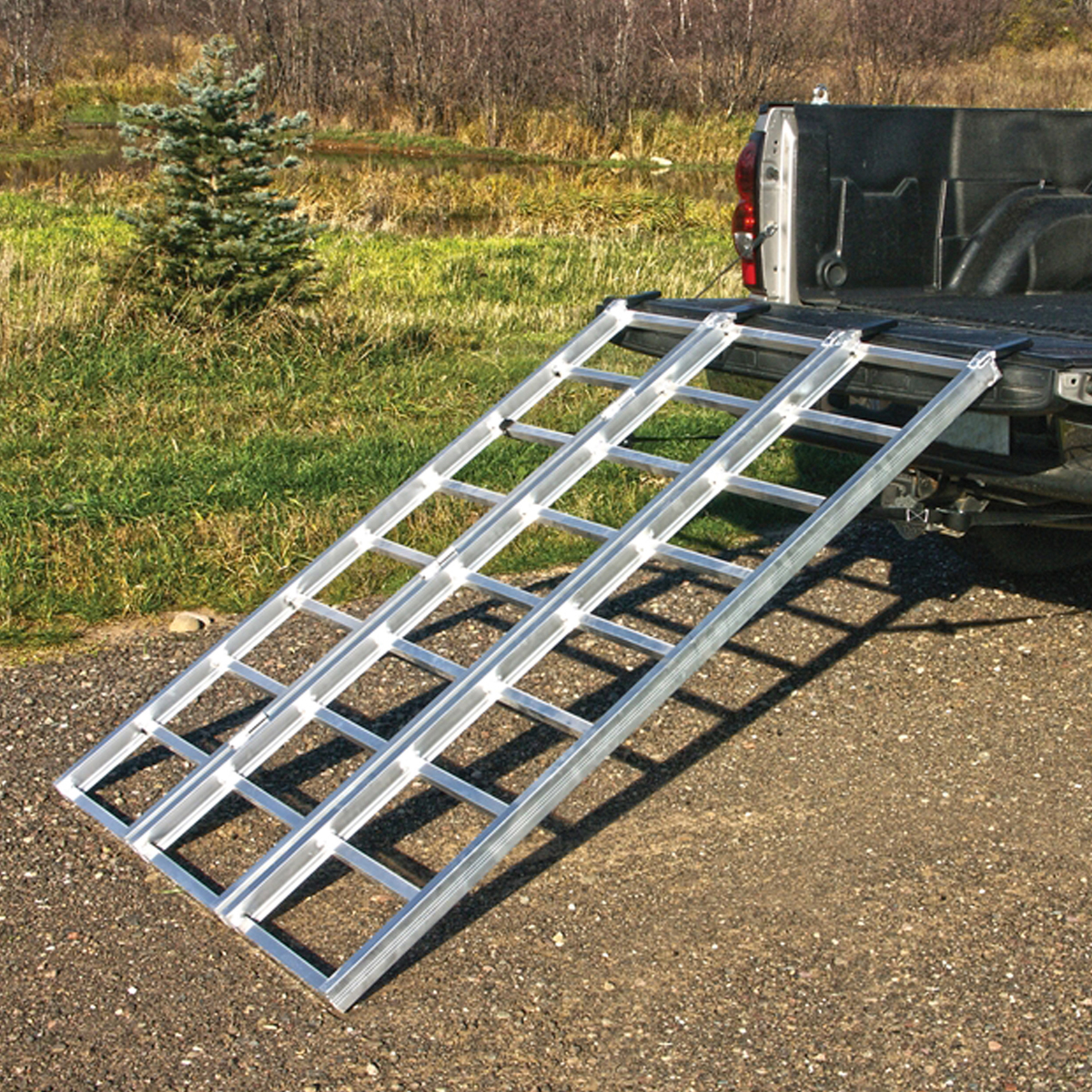 Yutrax Aluminum Tri-Fold Ramp | Sportsman's Warehouse